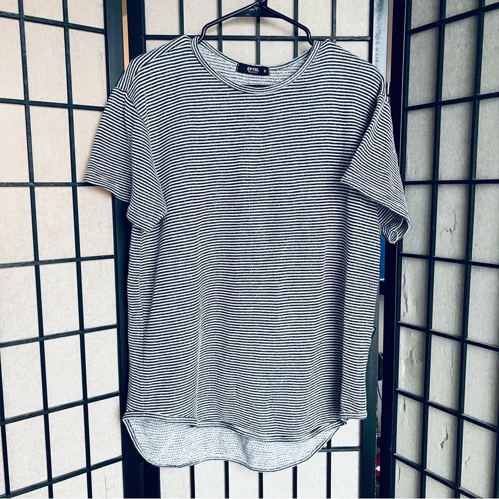 EPTM black white striped short sleeve tee sz M
